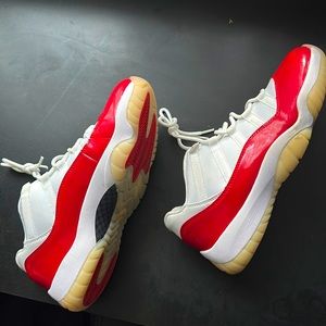 Rep UA Jordan size 10 . Like new very good condition